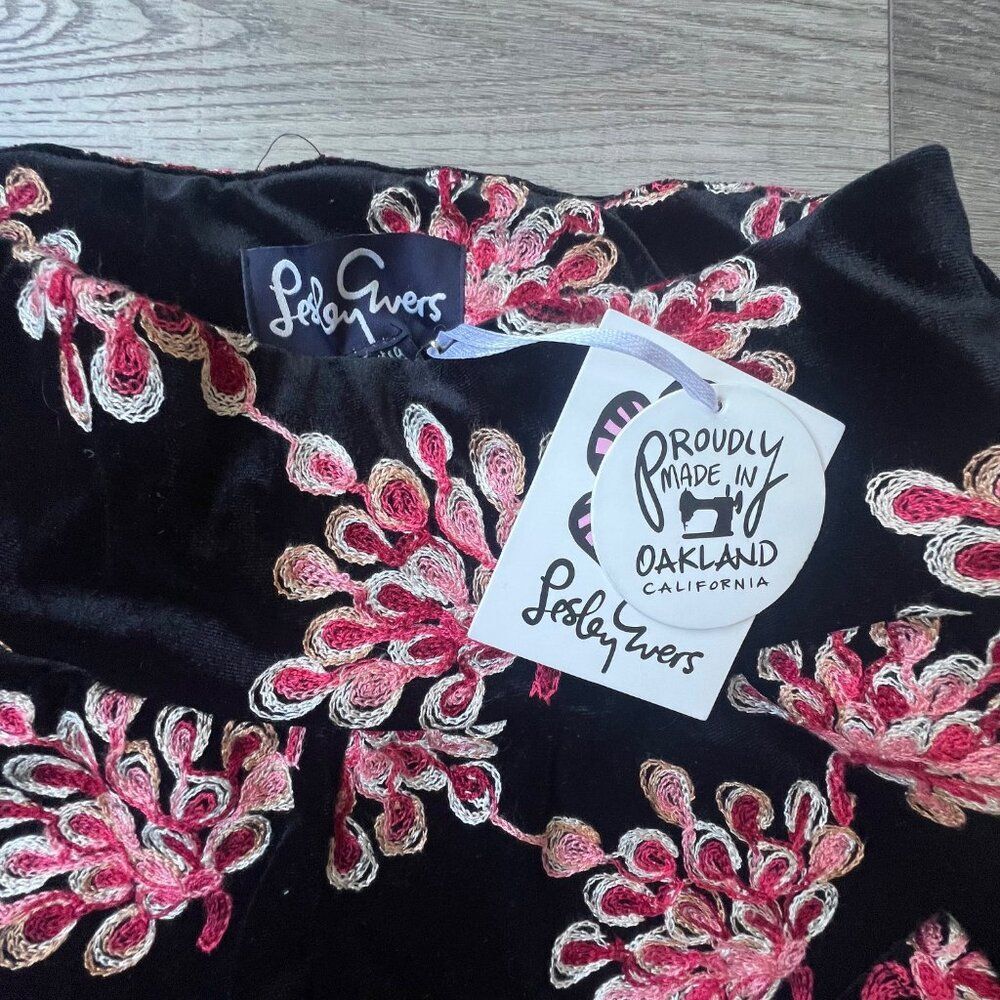 Lesley Evers Party Velvet Pants Embroidered Pink Floral Boho Retro NEW - Picture 7 of 7